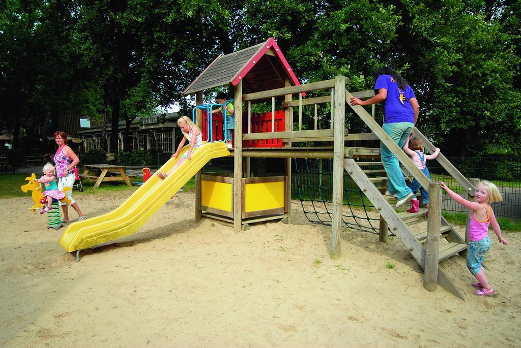 Roompot Recreatiepark De Tolplas Vriezenveen 외부 사진