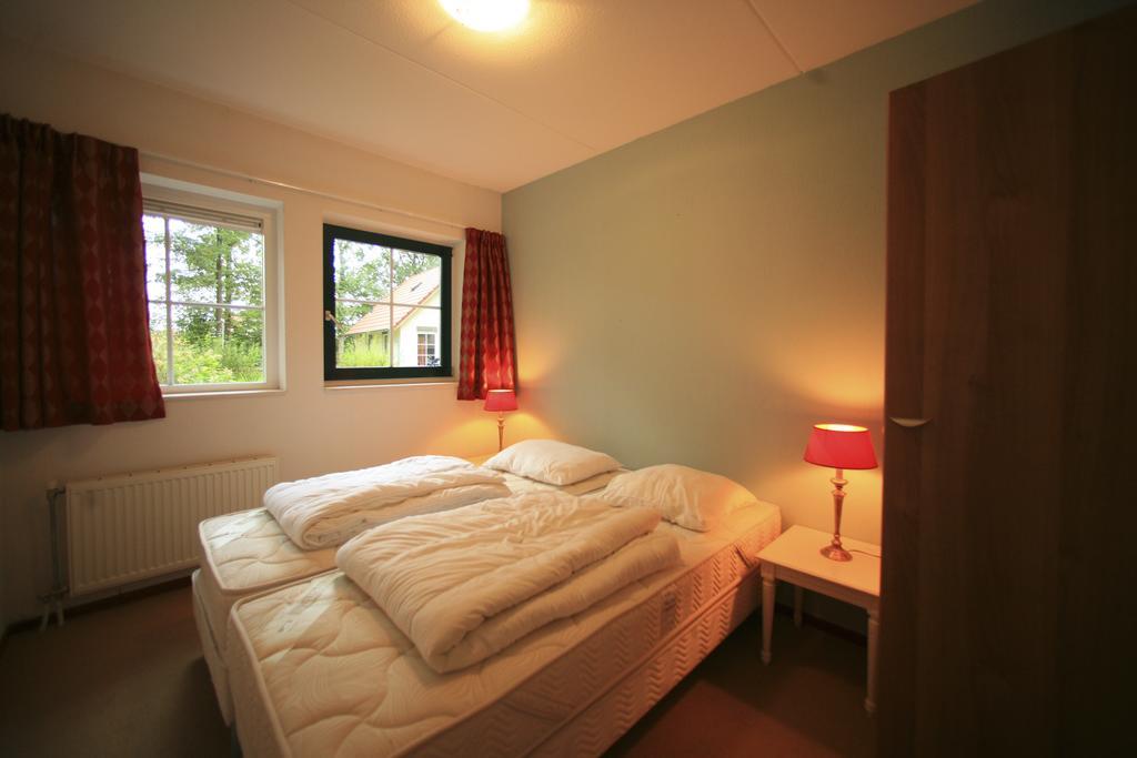 Roompot Recreatiepark De Tolplas Vriezenveen 객실 사진